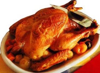 Pollo relleno de ajo