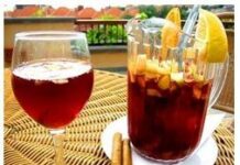 Sangría de melocotón