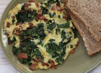 Tortilla de Acelgas con Jamón y Queso