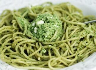 Espaguetis al pesto