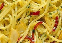 Espaguetis aglio, olio e peperoncino