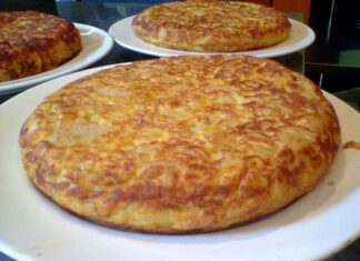 Tortilla de fideos