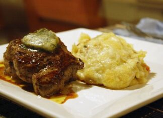 Medallones de ternera con guarnición Duquesa