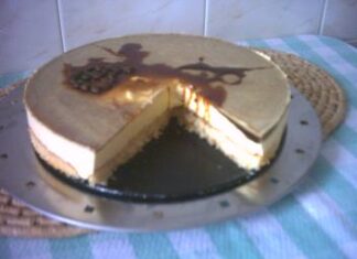 Tarta de Orujo Gallego, rápida sencilla y riquísima Tarta de Orujo Gallego, rápida sencilla y riquísima