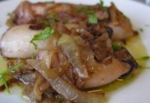 Calamares Encebollados