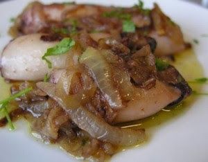 Calamares Encebollados