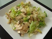 Ensalada de lechuga y champiñones
