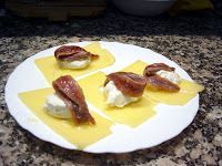 Queso Emental con anchoas