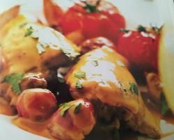 Pollo con cebollas acarameladas