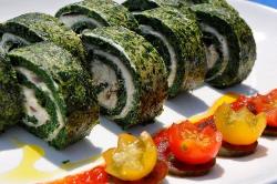 Salmón en rollo de espinacas