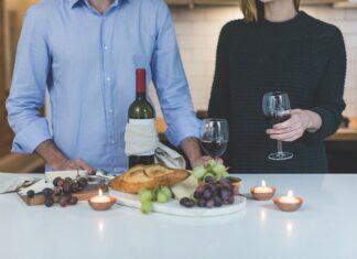 Seis Beneficios de Cocinar en Pareja Seis Beneficios de Cocinar en Pareja