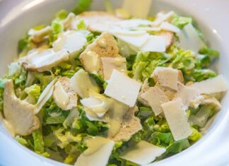 Cómo preparar ENSALADA Y SALSA CÉSAR