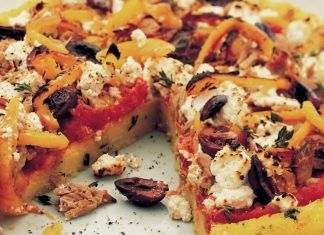 Receta de pizza de polenta con vegetales